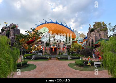 Johor, Malaysia, - Feb 8, 2019: A grand scenic traditional colourful chinese dragon temple in Yong Peng, Johor Malaysia - World`s largest and longest Stock Photo